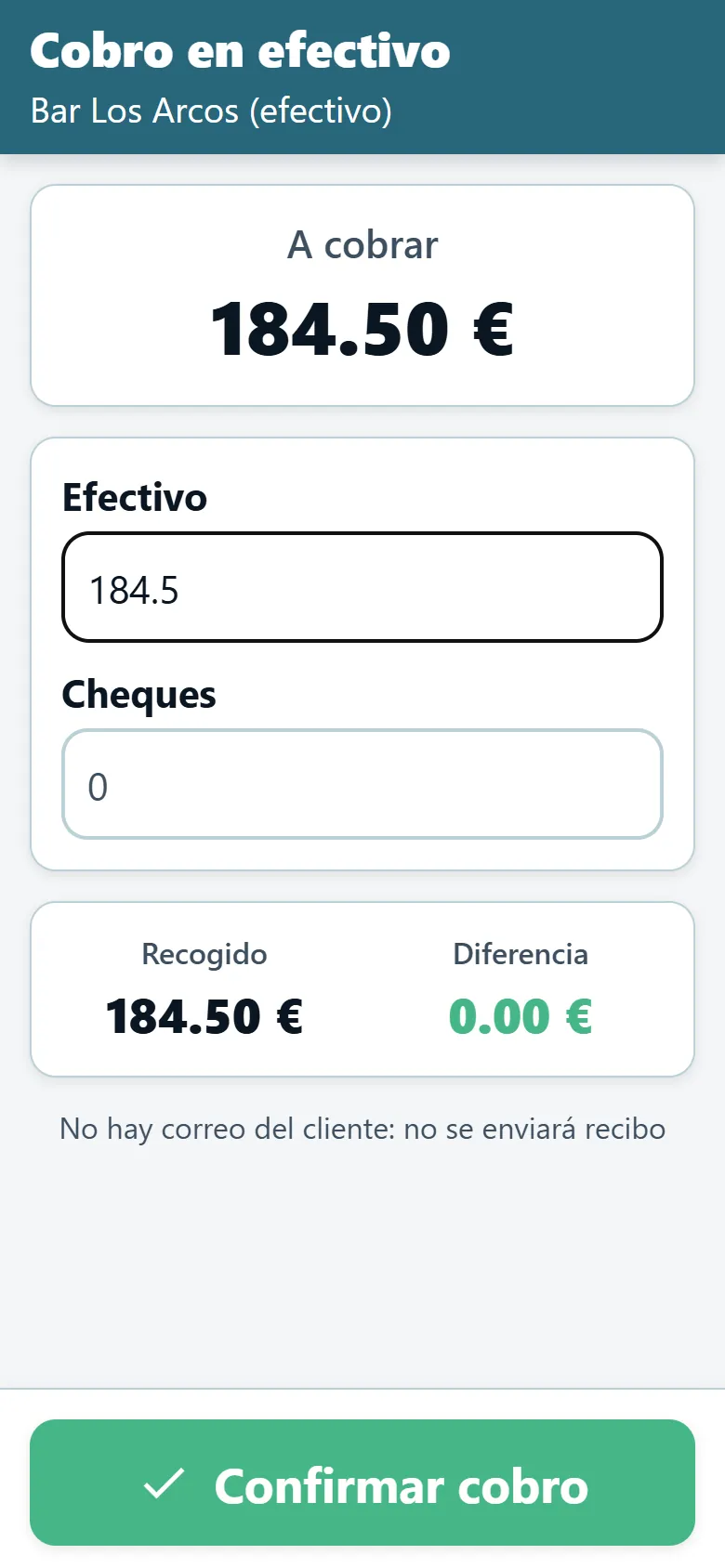 Pantalla de cobro en efectivo de la aplicación del conductor de OptiRoutes con el importe a cobrar y campos para efectivo y cheques